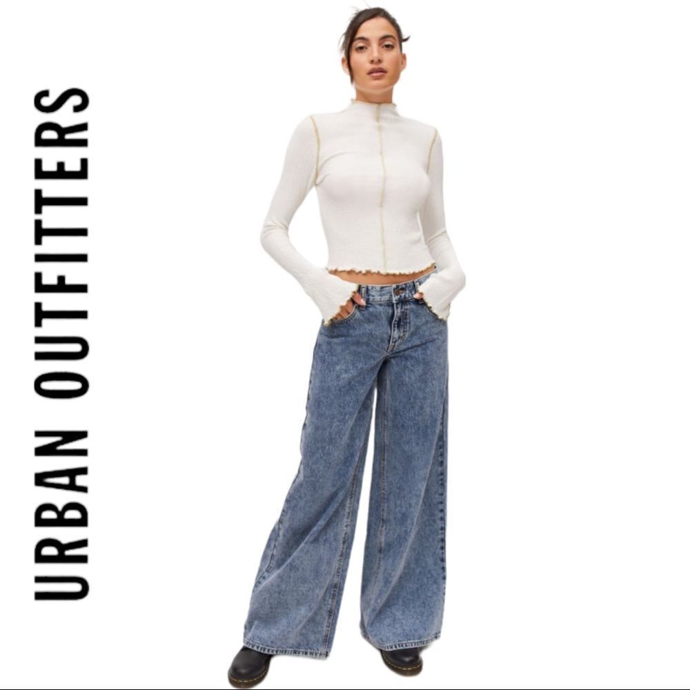 NEW Urban Outfitters UO BDG Low & Wide Jeans 31